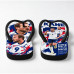 Chinelo Masculino Harry Kane Inglaterra Collage Azul, Vermelho e Branco Chinelo Masculino Harry Kane Inglaterra Collage Azul, Vermelho e Branco
